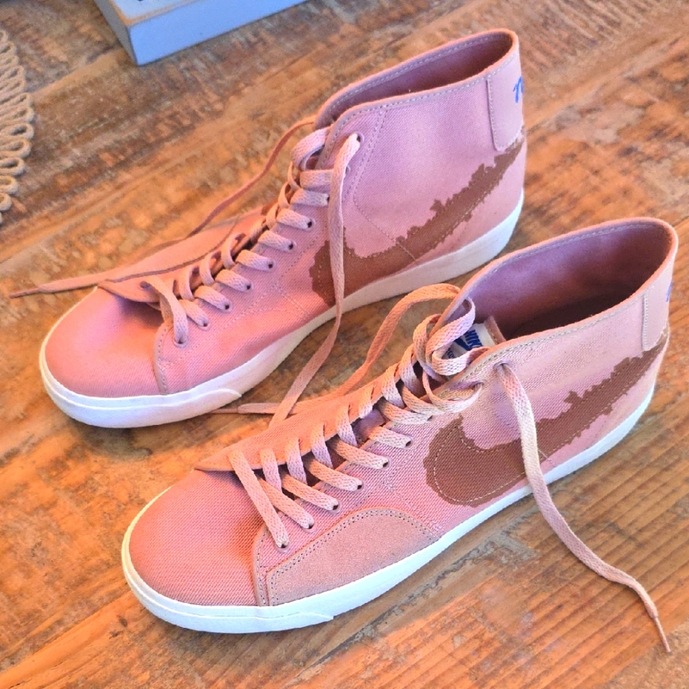 Nike SB BLZR Court Mid